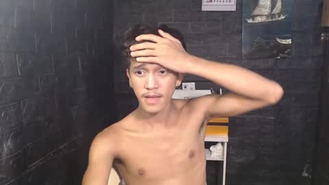 Snapshot of ken_bigcockxx chatting on February 24, 4:58 pm Ken online show from February 24, 4:58 pm