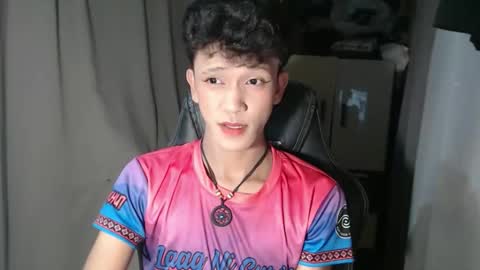 Snapshot of ken_bigcockxx chatting on October 15, 5:02 pm Ken online show from October 15, 5:02 pm