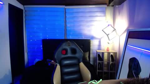 kendall_rossii_ online show from November 9, 3:49 am