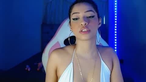  Kendall Rush online show from January 6, 10:15 pm