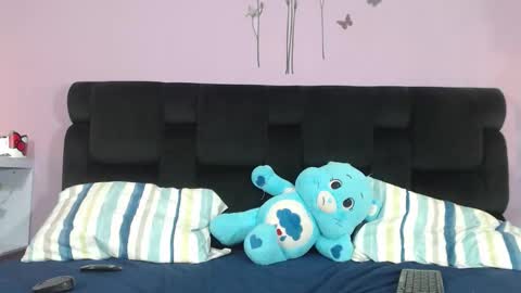 kendallwings online show from October 4, 9:40 am