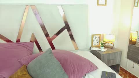   online show from February 22, 6:06 am