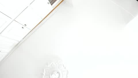 Kendal  online show from December 17, 5:47 pm