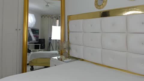 Kendal  online show from March 3, 1:31 pm