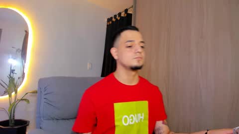 kendel_dimitri online show from February 23, 5:01 am