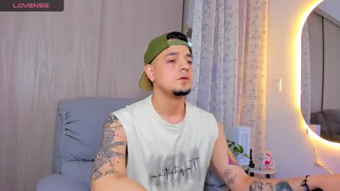kendel_dimitri online show from September 25, 2:26 am
