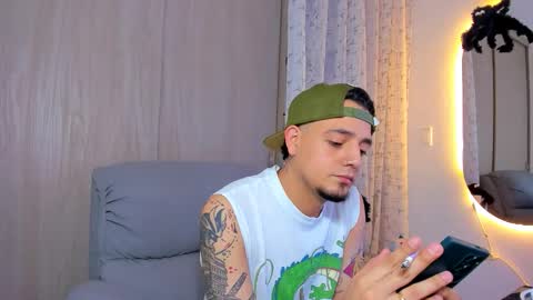 kendel_dimitri online show from October 27, 3:43 am