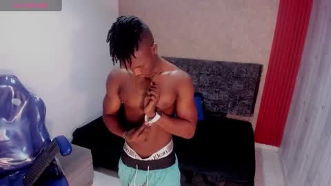 Snapshot of kender21_ chatting on January 22, 1:42 pm Kender online show from January 22, 1:42 pm