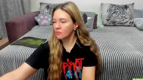 Kendra online show from October 29, 12:35 am