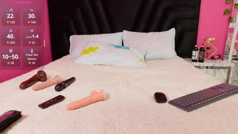 Snapshot of kendrafoster1 chatting on November 18, 2:28 am Kendra Foster online show from November 18, 2:28 am