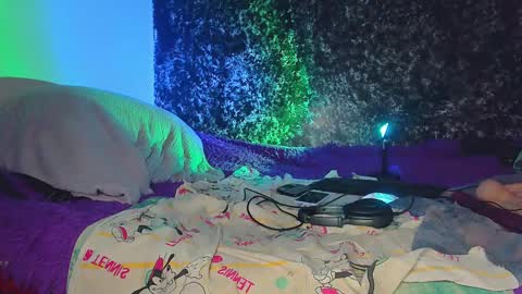 Snapshot of kenny_starrk chatting on February 28, 3:48 am Kenny Starr online show from February 28, 3:48 am