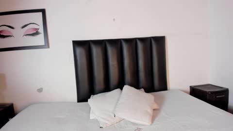 KENTHA  online show from November 30, 11:25 am