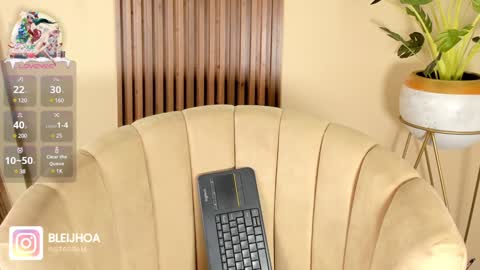 Snapshot of kenykitty chatting on December 29, 5:42 am Keny Kitty Onlyfans Kenayfoxx online show from December 29, 5:42 am