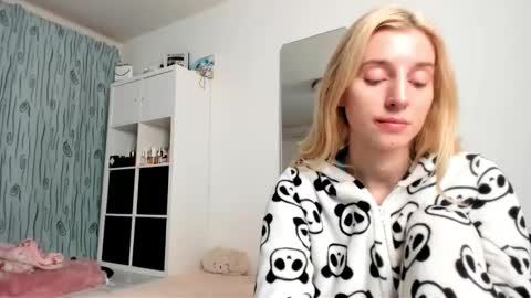 Kenzie online show from January 10, 5:15 am