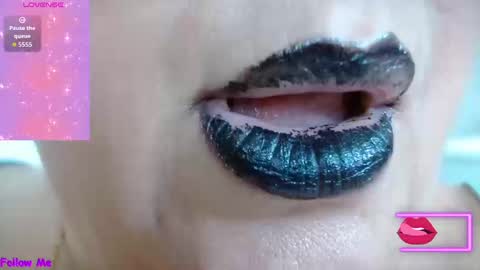 K E R L Y online show from September 9, 5:45 pm