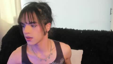 Snapshot of kerly_monroe chatting on October 24, 2:02 pm Kerly online show from October 24, 2:02 pm