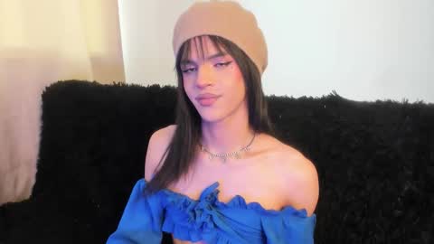 Snapshot of kerly_monroe chatting on November 14, 2:16 pm Kerly online show from November 14, 2:16 pm