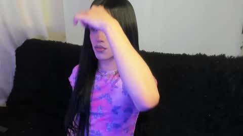 Snapshot of kerly_monroe chatting on November 30, 10:03 pm Kerly online show from November 30, 10:03 pm