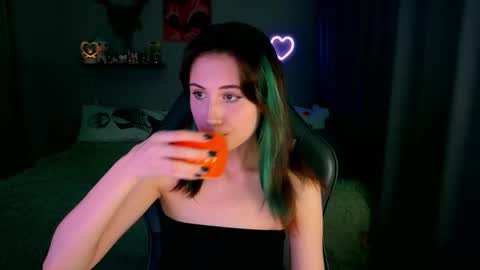 Snapshot of keti_moon chatting on November 23, 5:13 pm Keti 3 online show from November 23, 5:13 pm