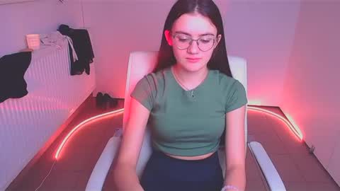 Ketrin online show from December 9, 1:51 am