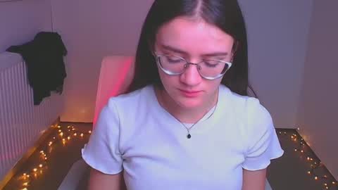 Ketrin online show from December 19, 10:32 pm