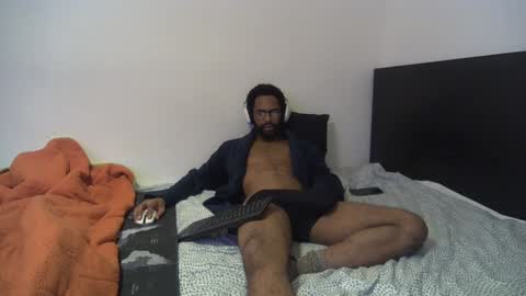 Snapshot of kevi4 chatting on February 6, 12:00 am kevi4 online show from February 6, 12:00 am