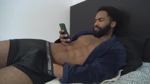 Snapshot of kevi4 chatting on March 9, 10:30 pm kevi4 online show from March 9, 10:30 pm