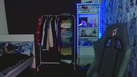 Kevin online show from December 3, 3:20 am