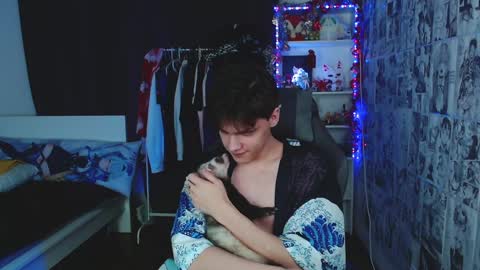 Kevin online show from December 15, 4:51 am