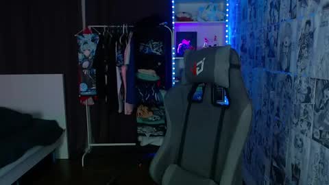 Kevin online show from February 20, 4:50 am