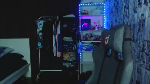 Kevin online show from March 7, 4:24 am