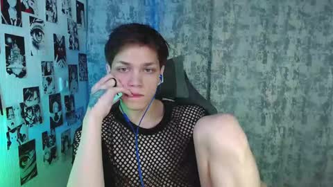 Kevin online show from October 10, 4:22 am