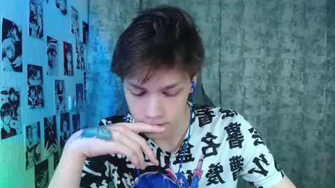 Kevin online show from October 28, 4:49 am