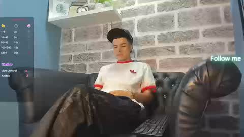 Sexy  Hot Kevin online show from September 23, 9:07 pm