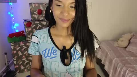 Karelys M. online show from December 6, 3:30 am