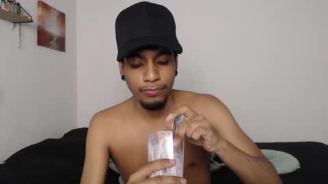 khevinlopezonig online show from September 9, 5:51 am