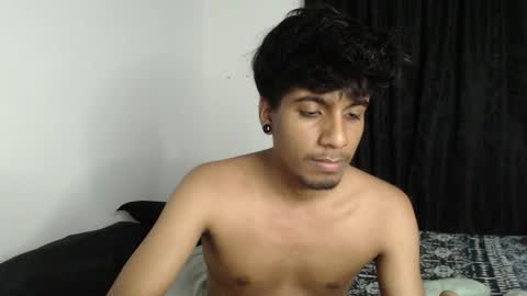 khevinlopezonig online show from October 22, 11:48 pm