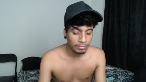 khevinlopezonig online show from October 31, 5:41 am