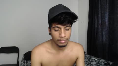 khevinlopezonig online show from October 31, 5:47 pm