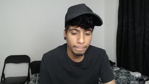 khevinlopezonig online show from November 1, 5:53 am