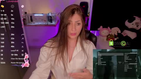 Snapshot of khionebesset chatting on January 9, 1:56 pm Khi. online show from January 9, 1:56 pm