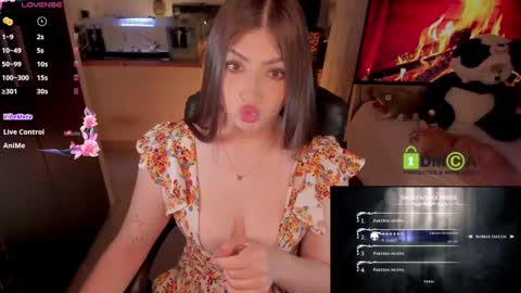 Snapshot of khionebesset chatting on February 21, 8:07 am Khi. online show from February 21, 8:07 am