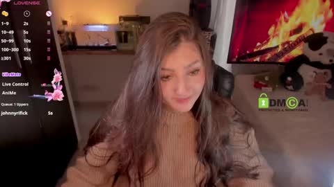 Snapshot of khionebesset chatting on February 28, 12:42 pm Khi. online show from February 28, 12:42 pm