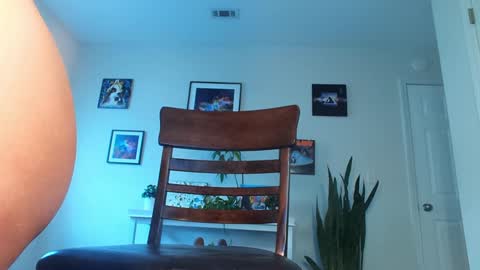 Khloe online show from September 30, 7:08 pm