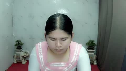 Your SweetGirl Ts online show from February 9, 4:29 pm