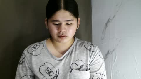 Your SweetGirl Ts online show from February 17, 9:30 pm