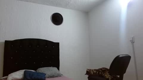 Snapshot of kianryu chatting on September 15, 12:21 am Adrian Chlloe online show from September 15, 12:21 am