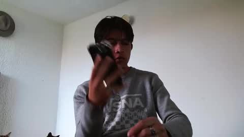 Snapshot of kianryu chatting on September 28, 10:37 pm Adrian Chlloe online show from September 28, 10:37 pm