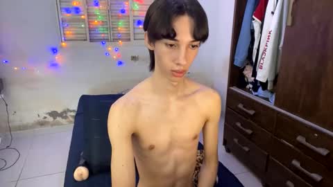 Snapshot of kiantwink chatting on January 22, 5:26 am kiantwink online show from January 22, 5:26 am