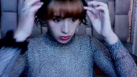 KIARA FOX online show from December 14, 9:36 am